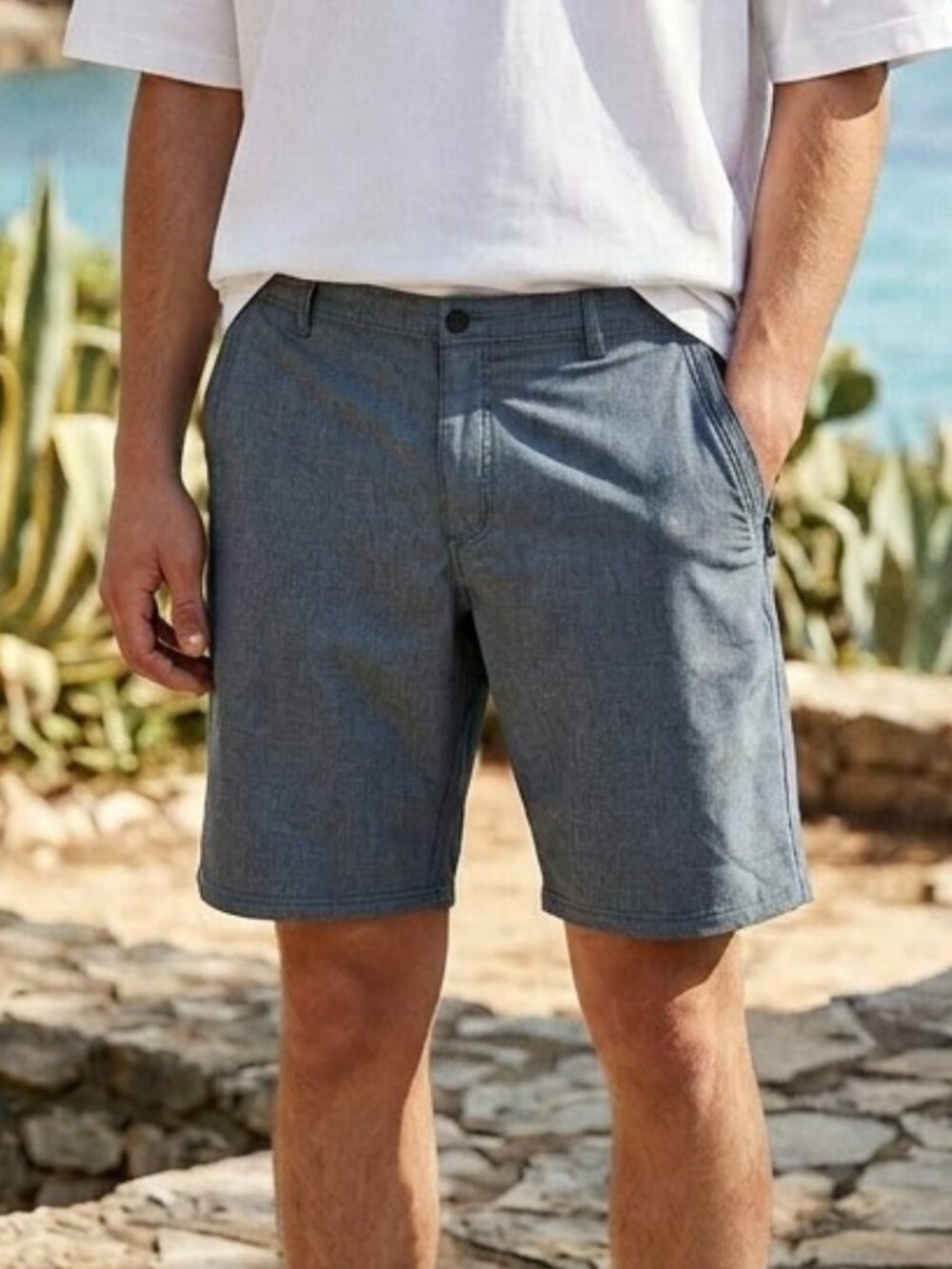 GH Bass & Co. Performance Shorts Gray-Blue (Size 40)